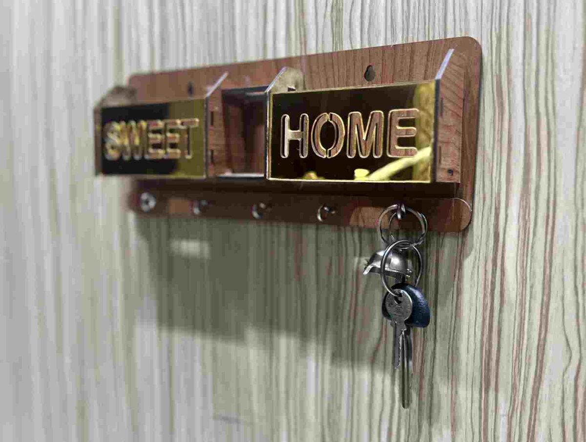 "Modern Key Holder Wall Decor – Keep Your Keys Organized with Style" - Image 4